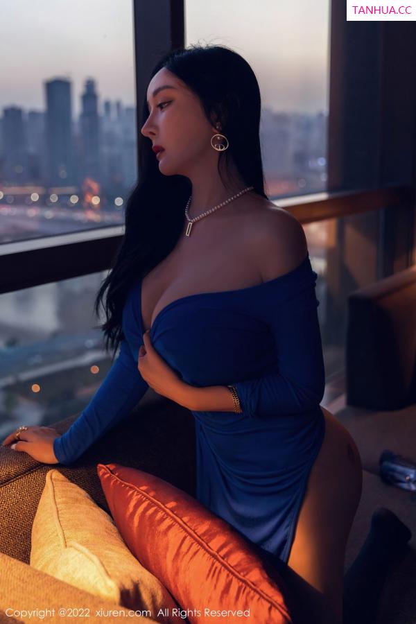 允薾  [XiuRen秀人网]高清写真图 2022.01.21 No.4496 允薾第31张图片